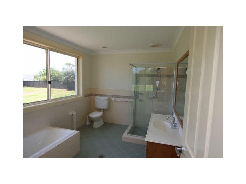 69 Hillcrest Drive, Tintenbar NSW 2478