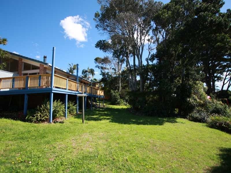 11 Loedna Place, Lennox Head NSW 2478