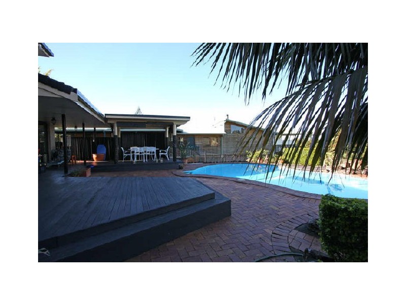 6 Castle Drive, Lennox Head NSW 2478
