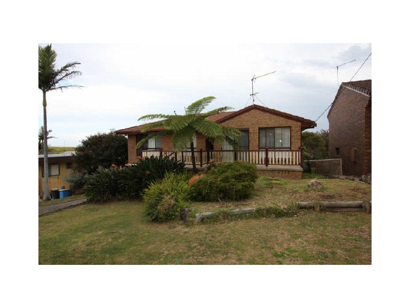 25 Blue Seas Parade, Lennox Head NSW 2478