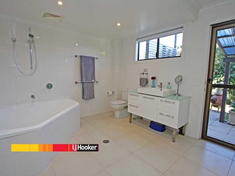 137 North Creek Road, Lennox Head NSW 2478