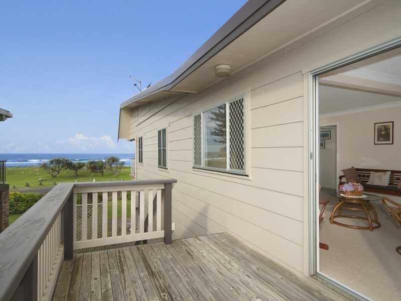 30 Pacific Parade, Lennox Head NSW 2478