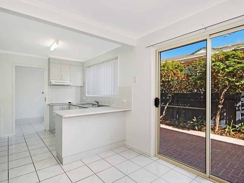 2/13 Patricia Parade, Lennox Head NSW 2478