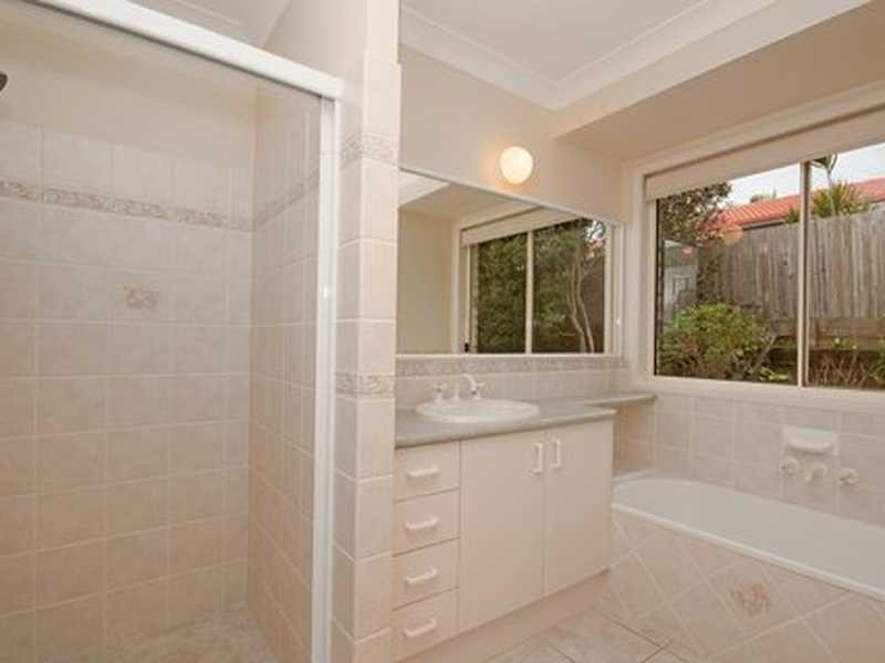 18 Ocean Breeze Drive, Lennox Head NSW 2478