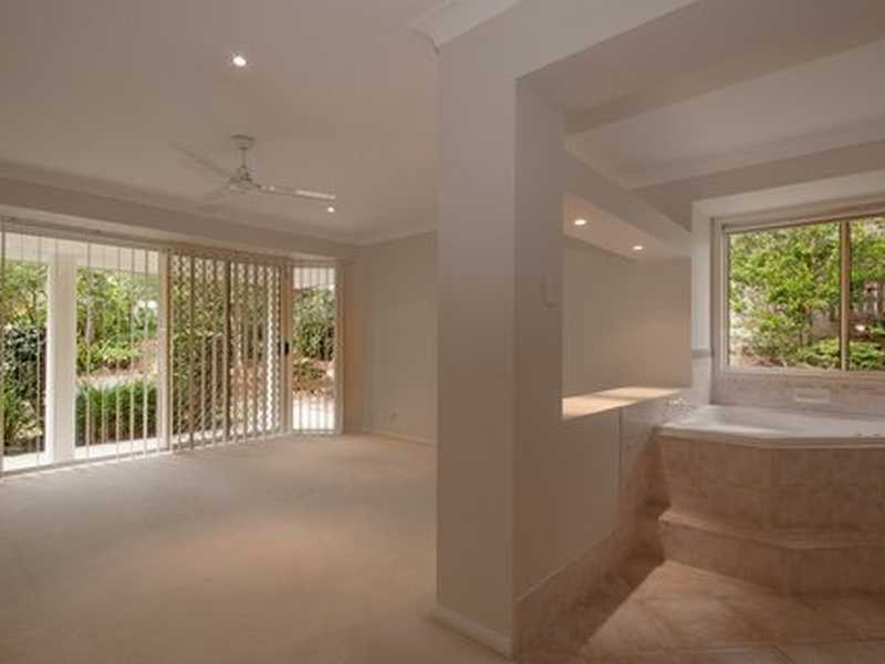 18 Ocean Breeze Drive, Lennox Head NSW 2478