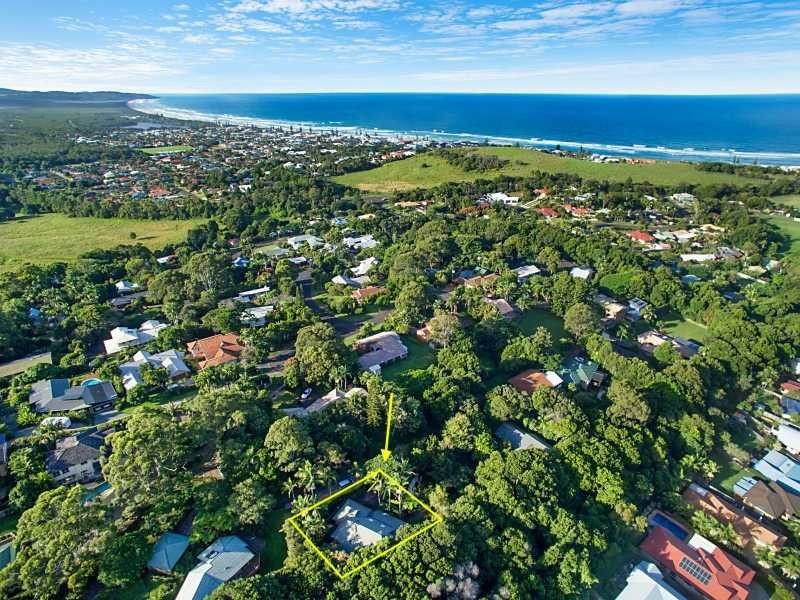 18 Stonehenge Place, Lennox Head NSW 2478