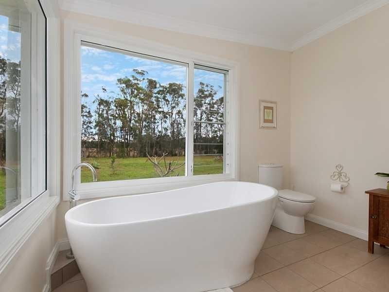 334 Ross Lane, Tintenbar NSW 2478