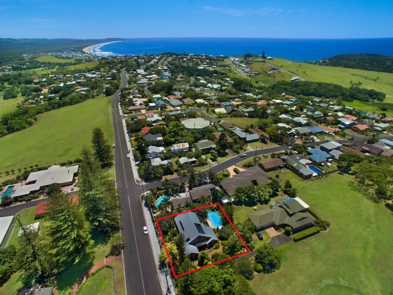151 North Creek Road, Lennox Head NSW 2478
