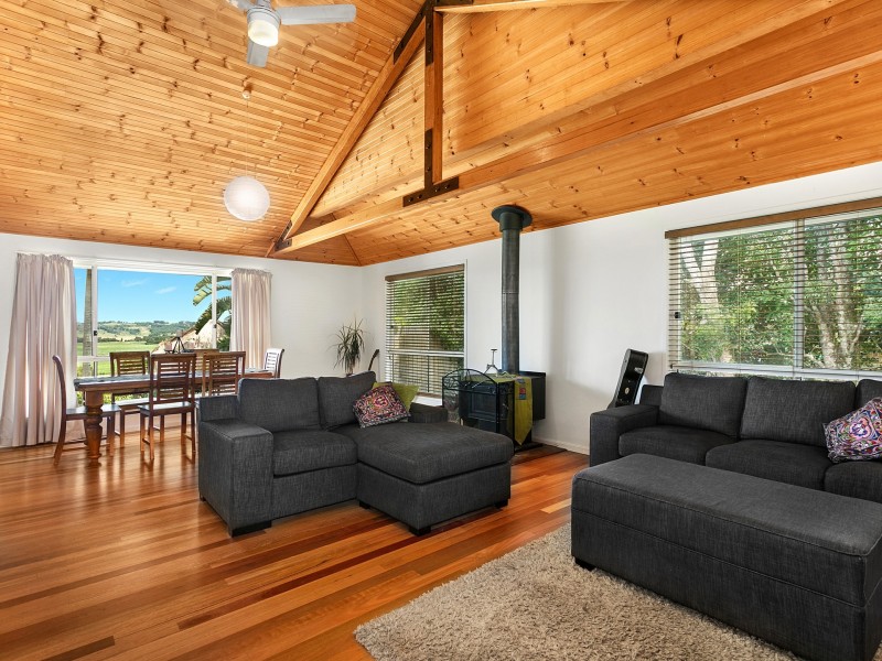 6 Hilltop Place, Lennox Head NSW 2478