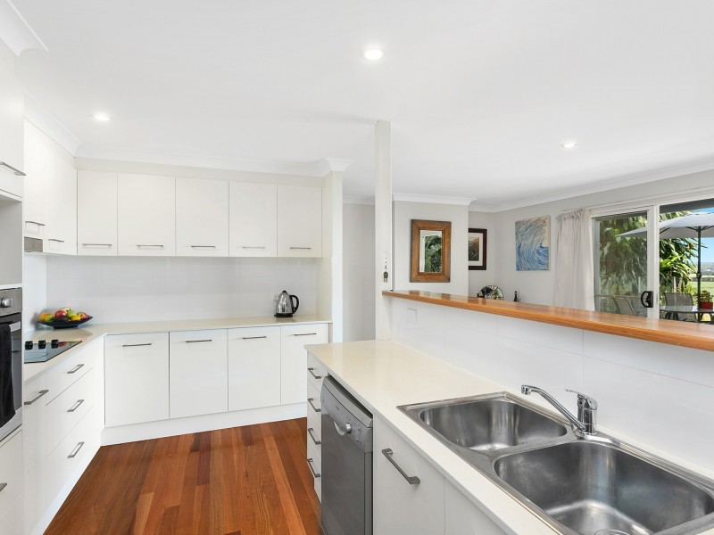 6 Hilltop Place, Lennox Head NSW 2478