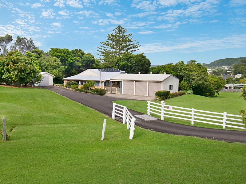 9 Byron Bay Road, Lennox Head NSW 2478