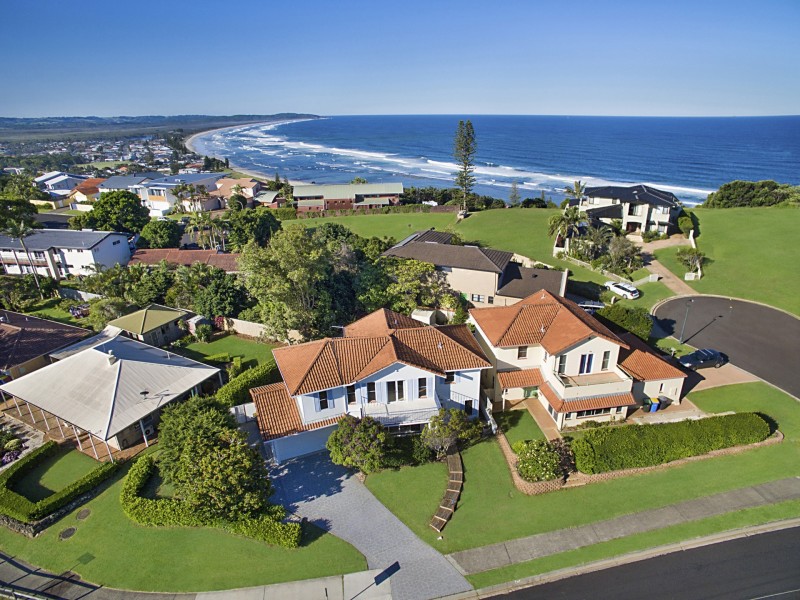 1/2 Blue Seas Parade, Lennox Head NSW 2478