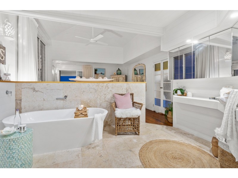 1 Rayner Lane, Lennox Head NSW 2478