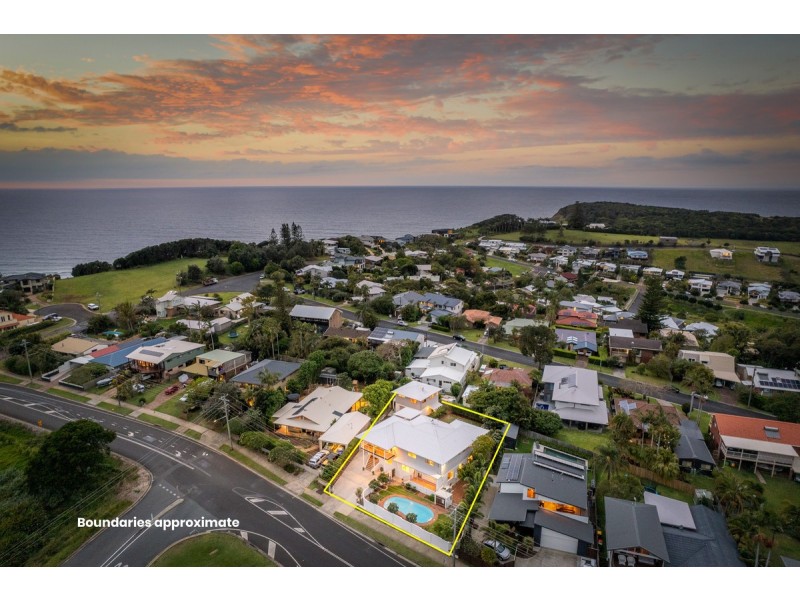 63 North Creek Road, Lennox Head NSW 2478