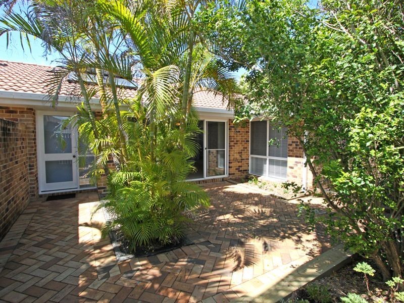 2/25 Allens Parade, Lennox Head NSW 2478