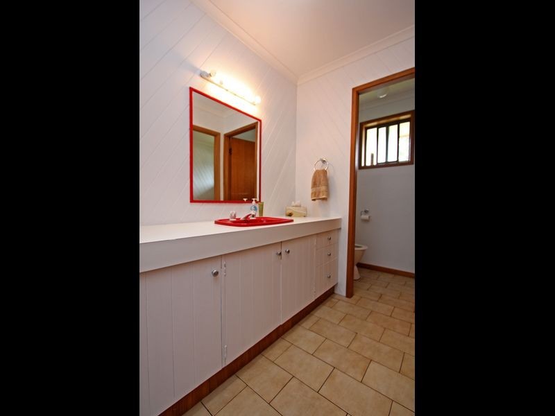 75 North Creek Road, Lennox Head NSW 2478