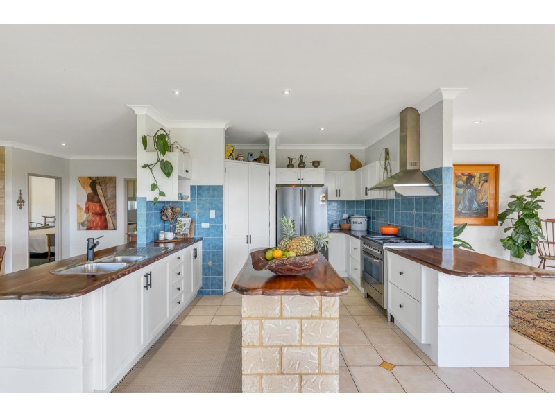 11 Kamala Place, Tintenbar NSW 2478