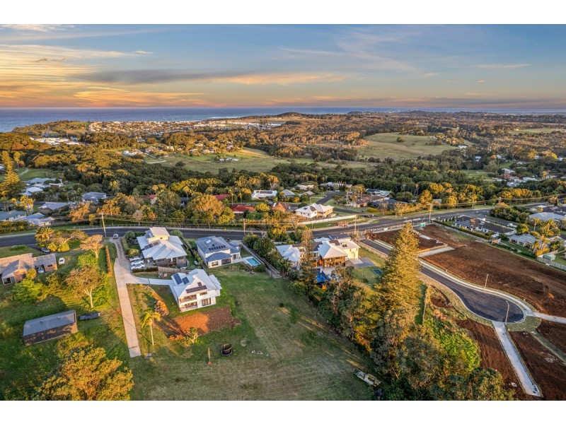 172 North Creek Road, Lennox Head NSW 2478