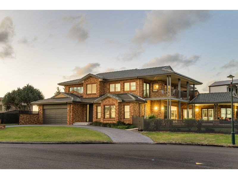 1 Bradman Court, Skennars Head NSW 2478