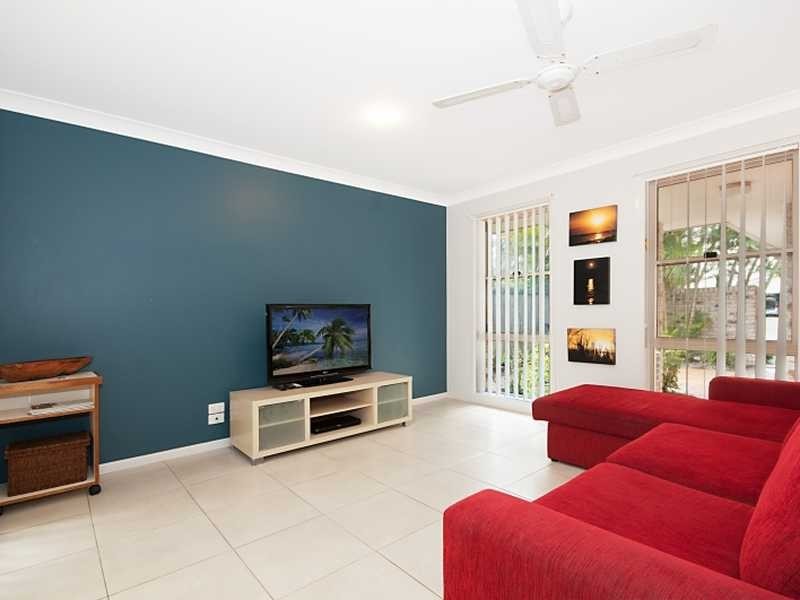 2/5 Patricia Parade, Lennox Head NSW 2478