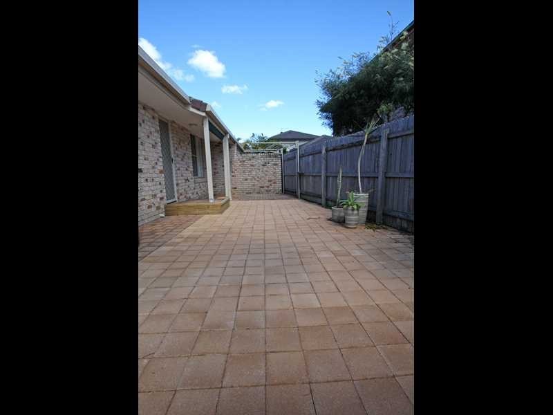 2/5 Patricia Parade, Lennox Head NSW 2478