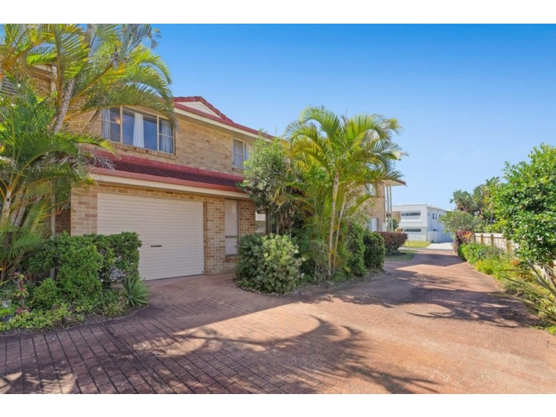 2/3 Megan Crescent, Lennox Head NSW 2478