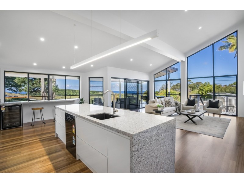11 Loedna Place, Lennox Head NSW 2478