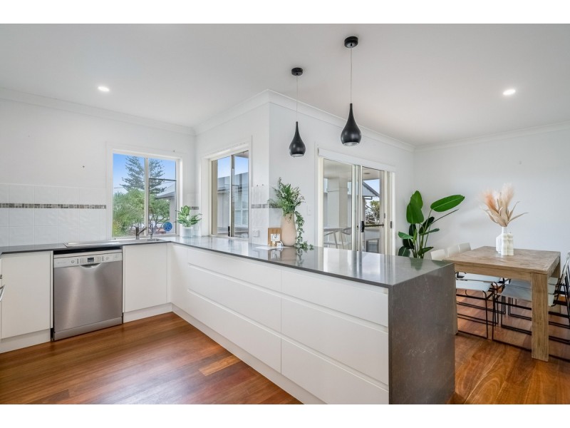 2/33 Pacific Parade, Lennox Head NSW 2478