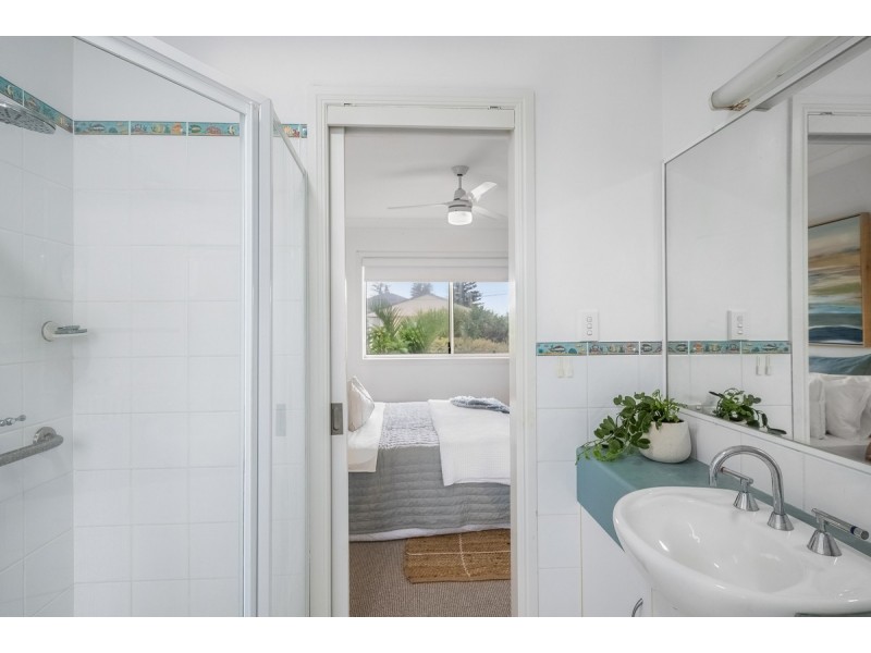 2/33 Pacific Parade, Lennox Head NSW 2478