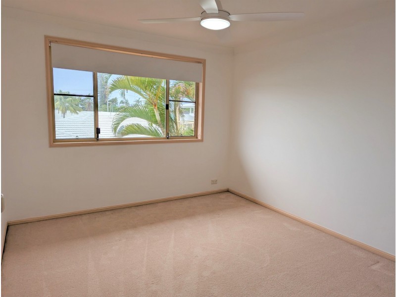 2/3 Megan Crescent, Lennox Head NSW 2478