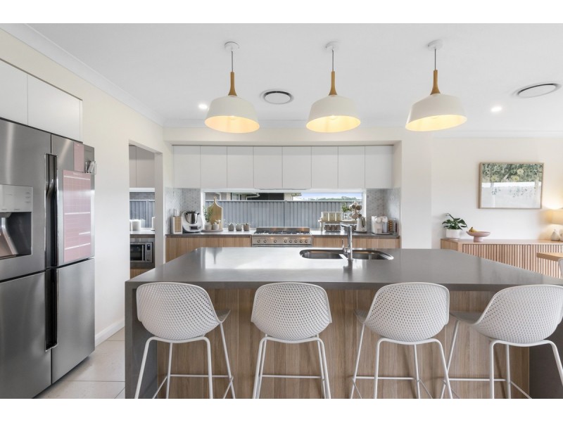 37 Millbrook Terrace, Wollongbar NSW 2477