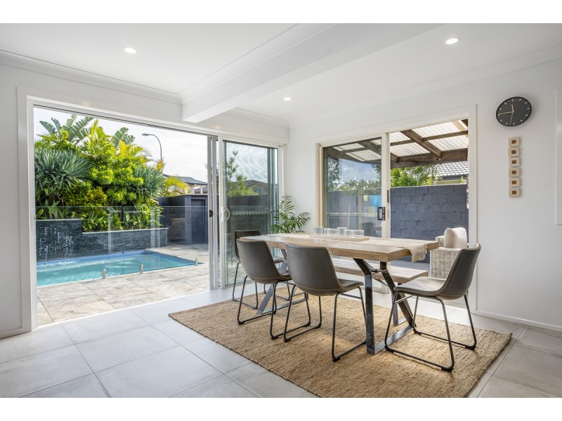 1/10 Patricia Parade, Lennox Head NSW 2478