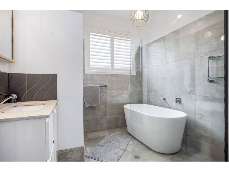 1/10 Patricia Parade, Lennox Head NSW 2478