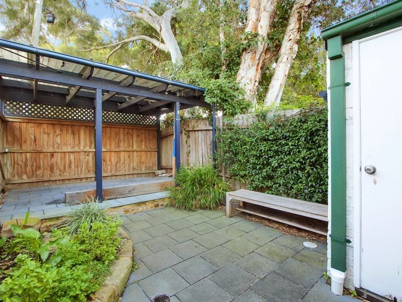 11 Victoria Place (Off Underwood St), Paddington NSW 2021