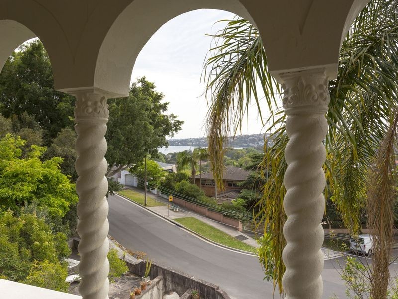 49 Drumalbyn Road, Bellevue Hill NSW 2023