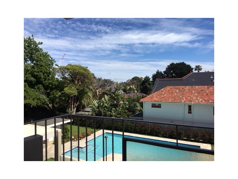 13/8 Fullerton Street, Woollahra NSW 2025