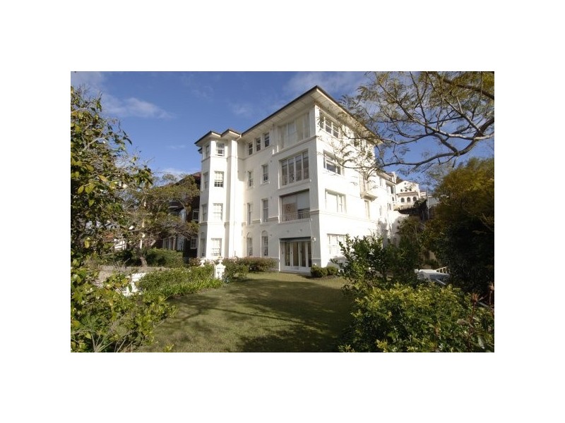 2/2 Aston Gardens, Bellevue Hill NSW 2023