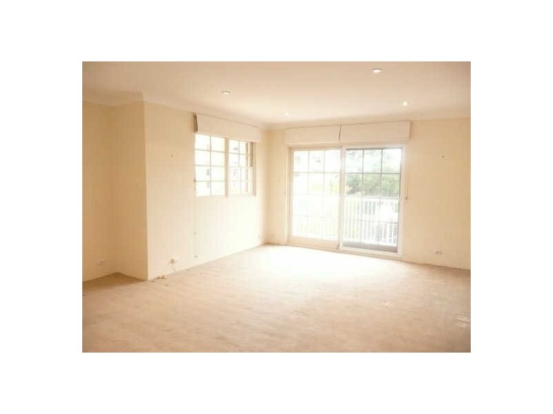 13/1-3 Fullerton Street, Woollahra NSW 2025