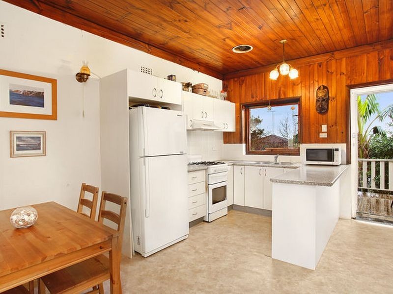 10 Tucabia Street, South Coogee NSW 2034