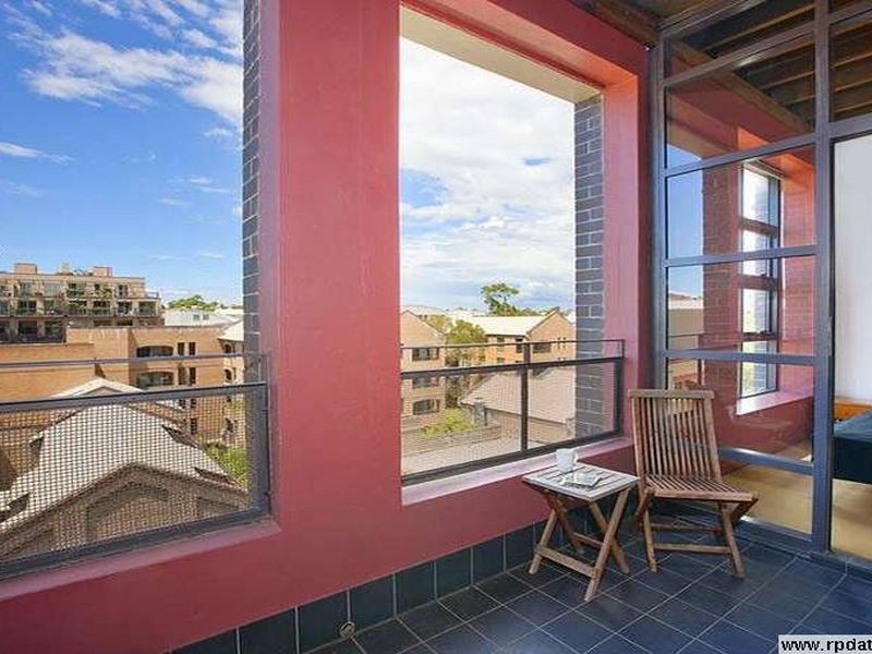 38/82 Myrtle Street, Chippendale NSW 2008