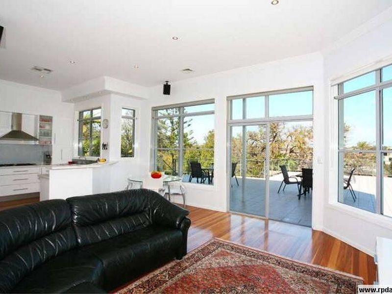 2 Kendall Road, Castle Cove NSW 2069