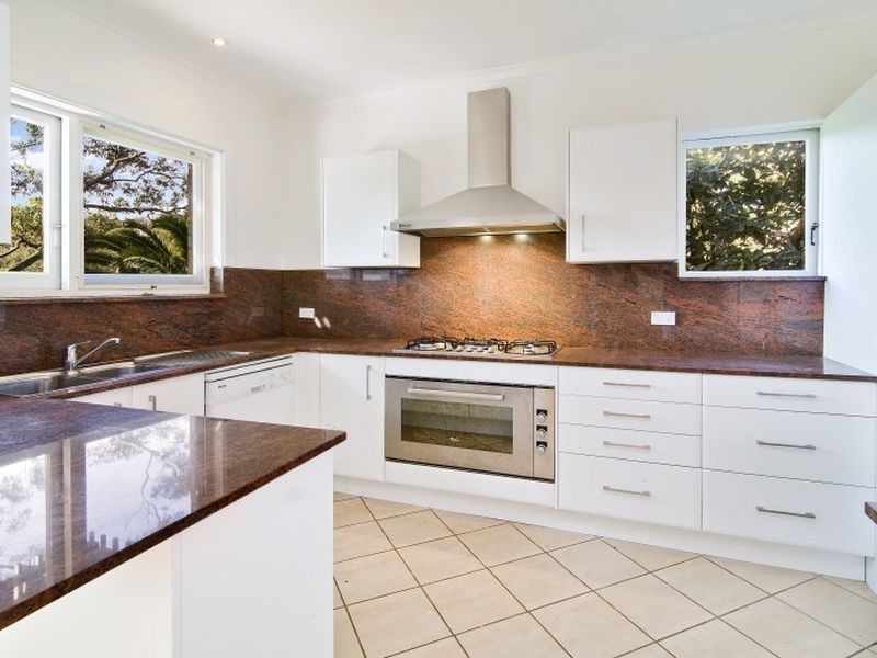 70 Sugarloaf Crescent, Castlecrag NSW 2068