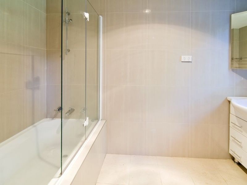 70 Sugarloaf Crescent, Castlecrag NSW 2068