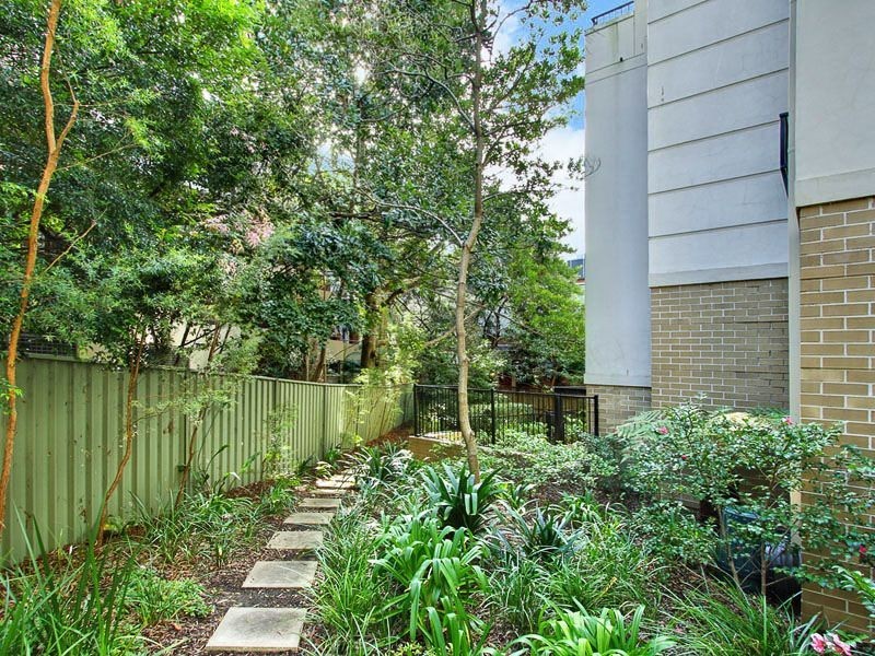 1/8 Fredben Avenue, Cammeray NSW 2062