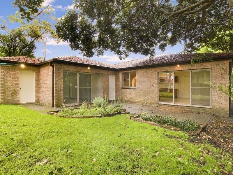 30a Strarkey Street, Forestville NSW 2087