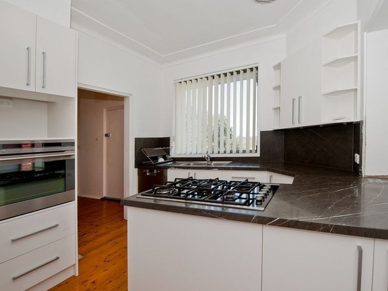 196 Boundary Street, Castle Cove NSW 2069