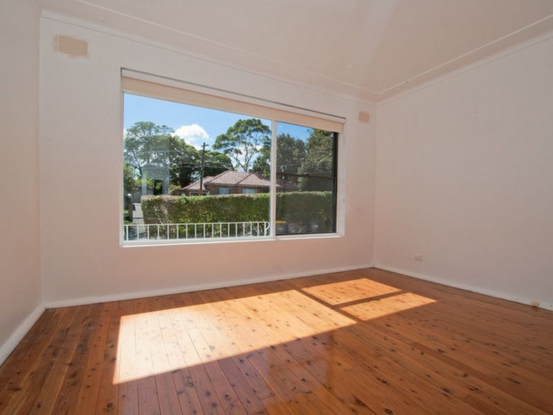 196 Boundary Street, Castle Cove NSW 2069