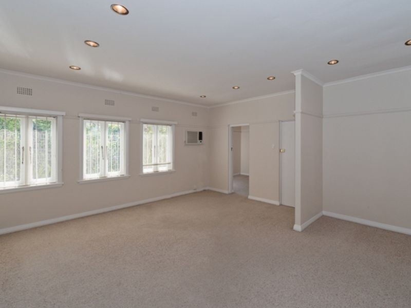6B The Battlement, Castlecrag NSW 2068