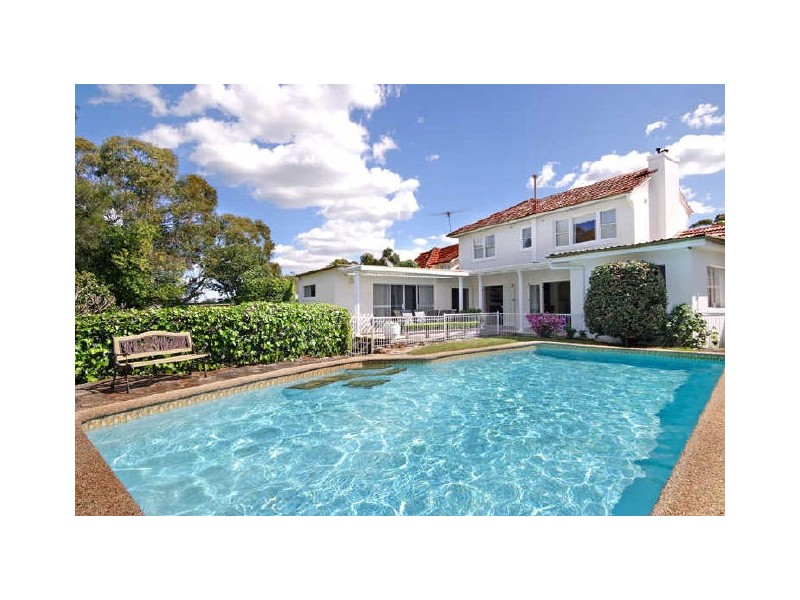 16 The Parapet, Castlecrag NSW 2068
