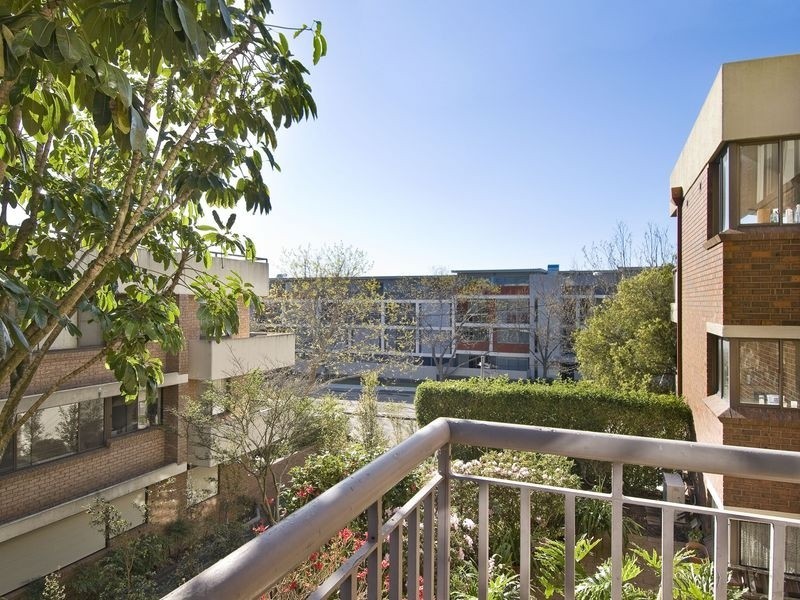 9/370 Miller Street, Cammeray NSW 2062